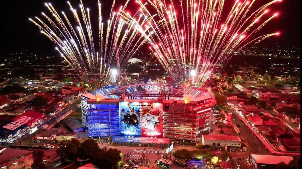 Caprichoso e Garantido lançam Festival de Parintins 2026 com prévia inédita no Bumbódromo
